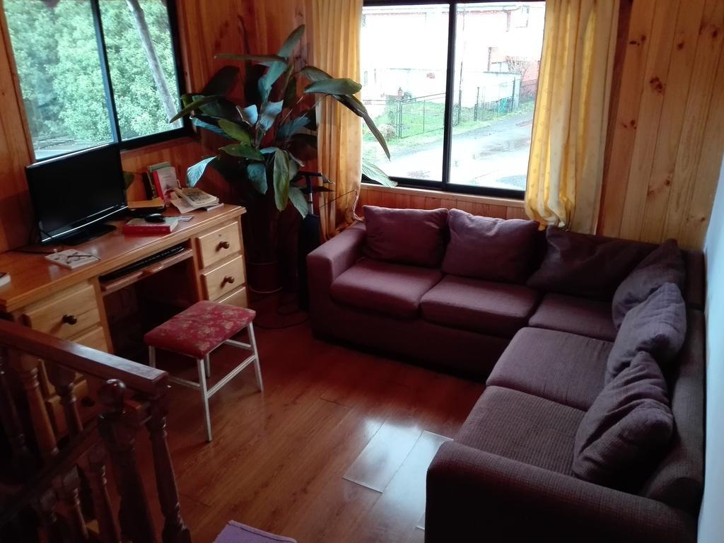 Hostal Monica Pucón Buitenkant foto